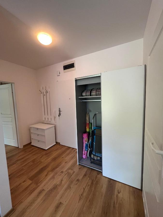 Apartament Z Garazem I Ogrodem Kolberg Exterior foto