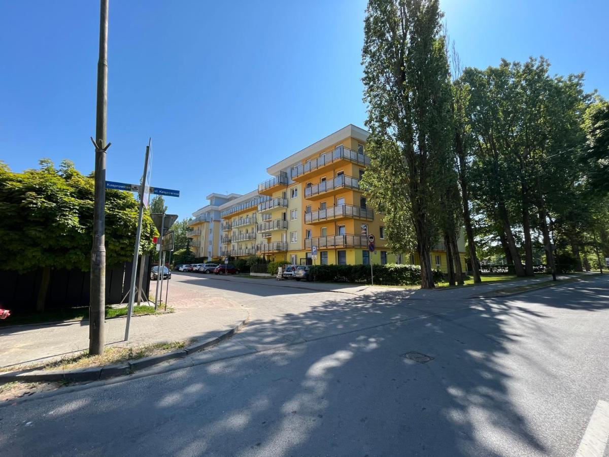 Apartament Z Garazem I Ogrodem Kolberg Exterior foto